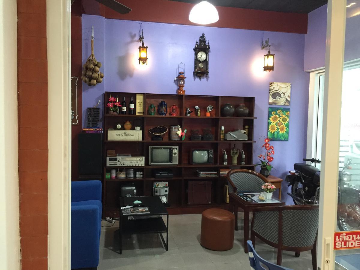 Nawaporn Place Phuket Bagian luar foto