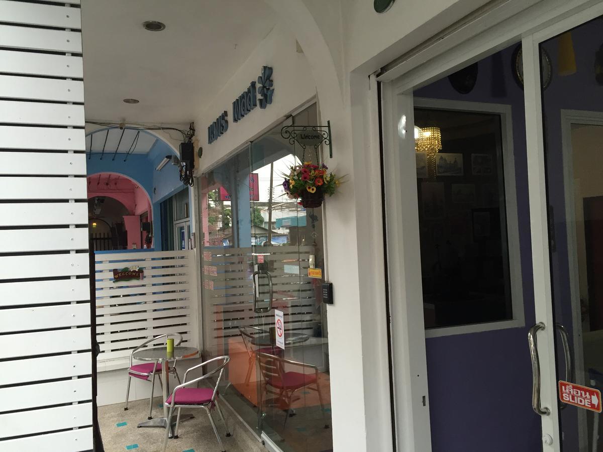Nawaporn Place Phuket Bagian luar foto