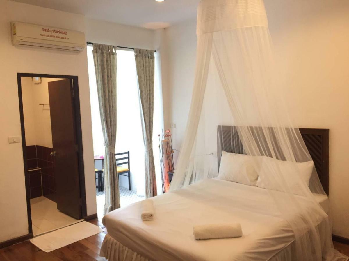 Nawaporn Place Phuket Bagian luar foto